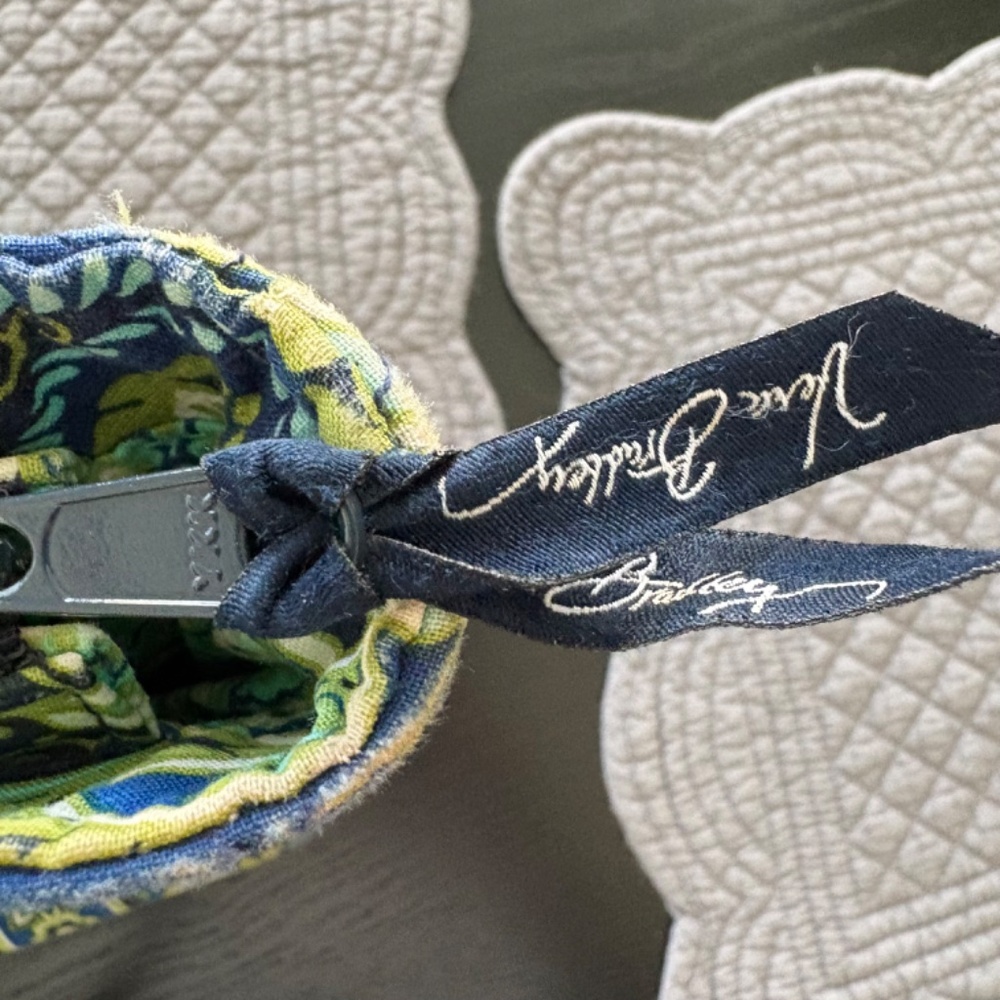 Vera Bradley Rhythm & Blues (Retired) Two Handle Medium Sized Tote Bag EUC - Picture 7 of 7